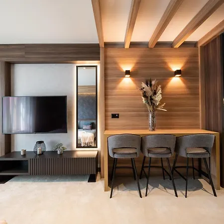 Apartment Woodside By Anaya 4*