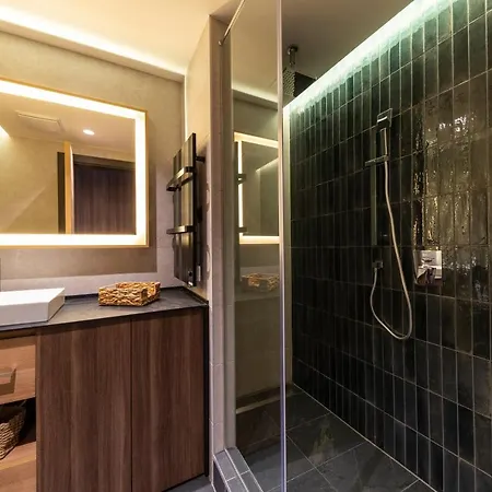 Woodside By Anaya Apartment